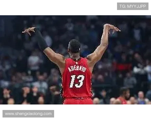 阿德巴约首节表现出色3投全中贡献7分4篮板1盖帽